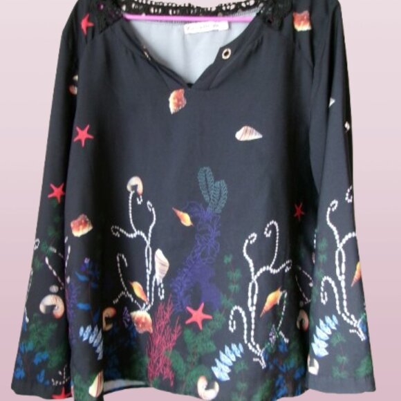 La Cattleya coastal beachy sheer blouse seashells starfish ocean sea in black L - Picture 1 of 7